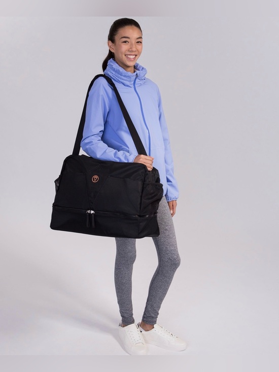 lululemon athletica Handbags - LIKE NEW Lululemon Black Weekend Duffel Bag, 34L